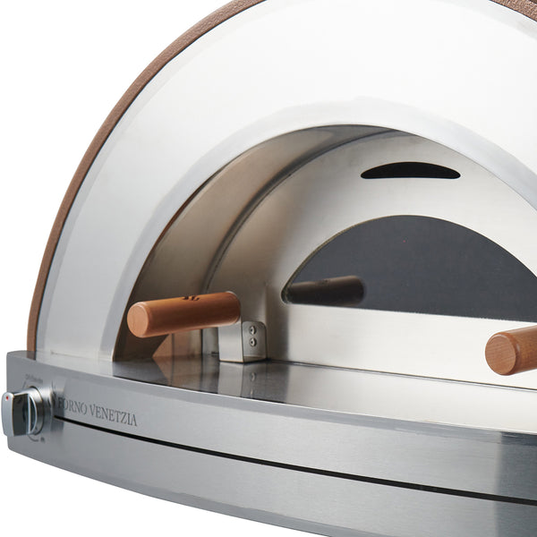Forno Venetzia Torino 225 Natural Gas Hybrid Pizza Oven in cappuccino